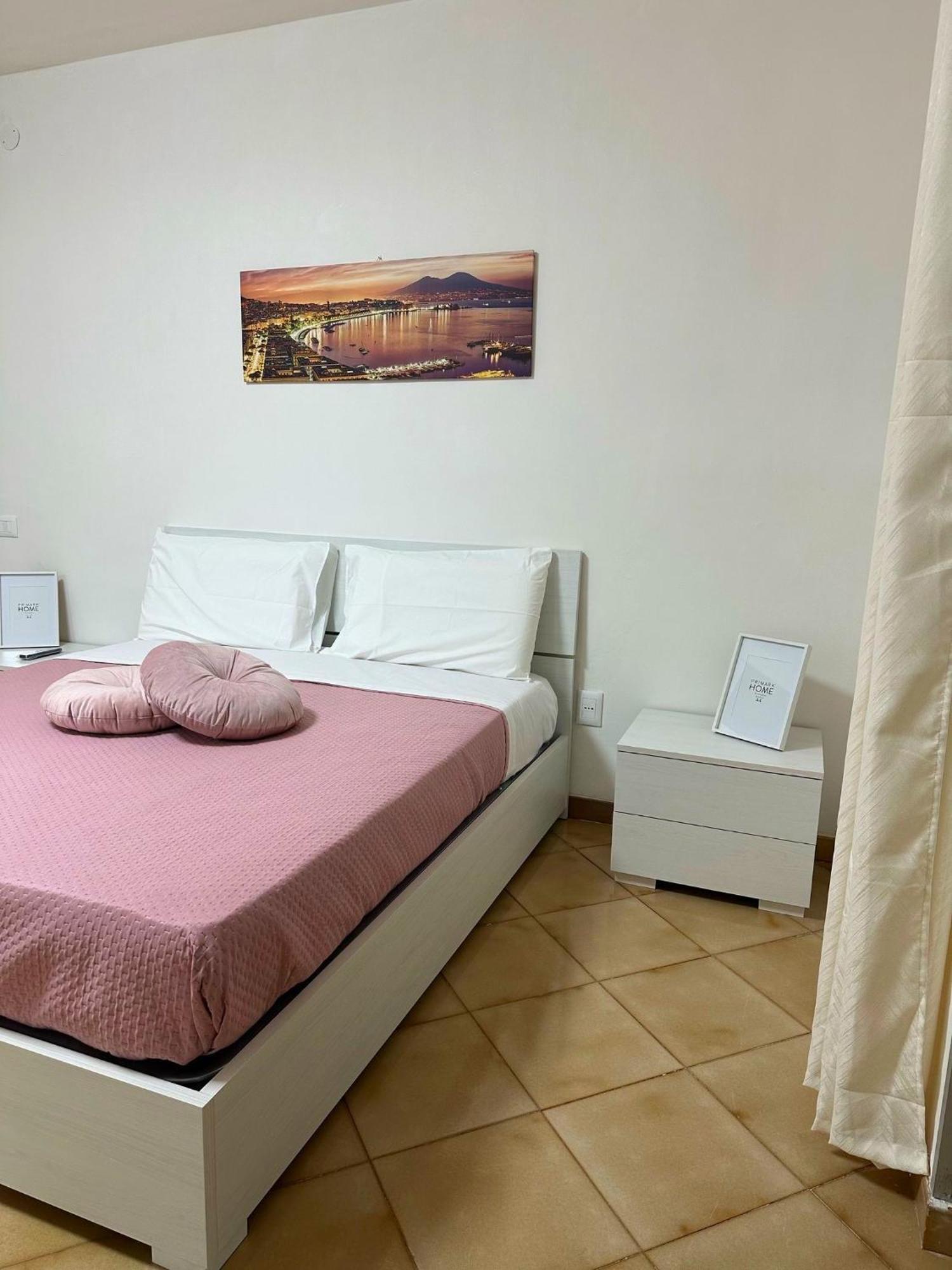 Sasha House Naples